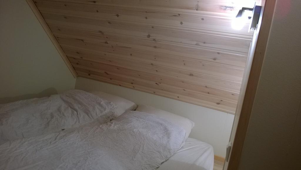 Comfortable Bungalow Isafjordur Номер фото